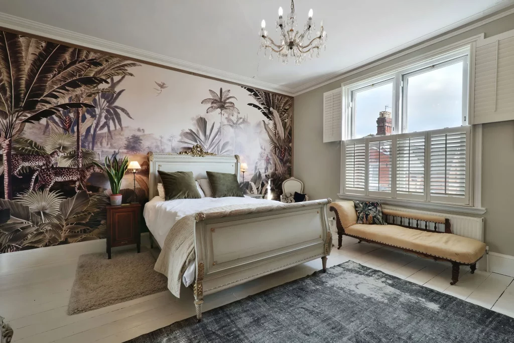 9 Raneleigh Street – (42)