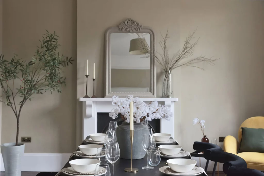 Holmer House – (23)