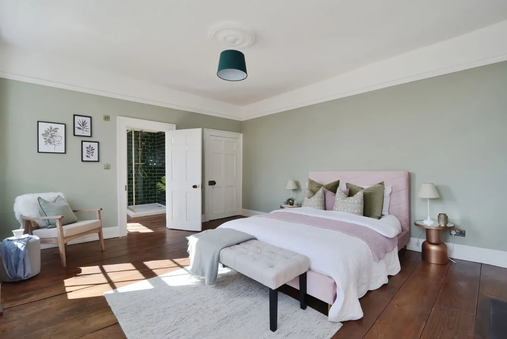 Holmer House – (83)