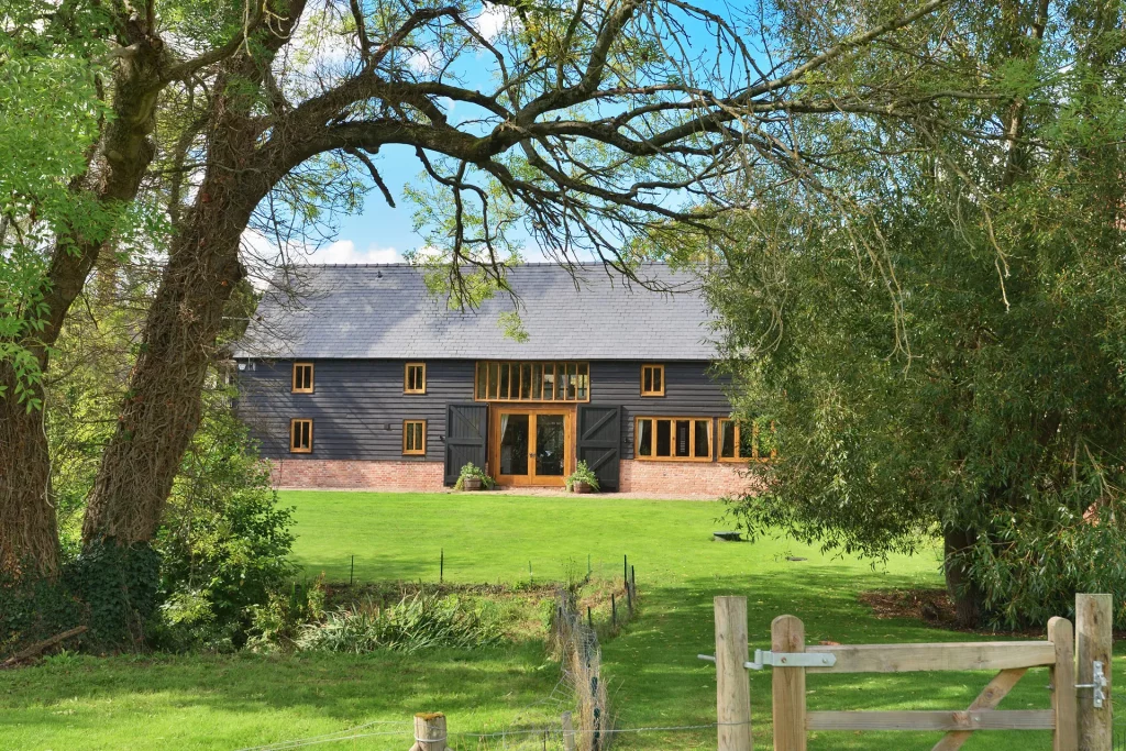 Old Court Barn Brobury (29)