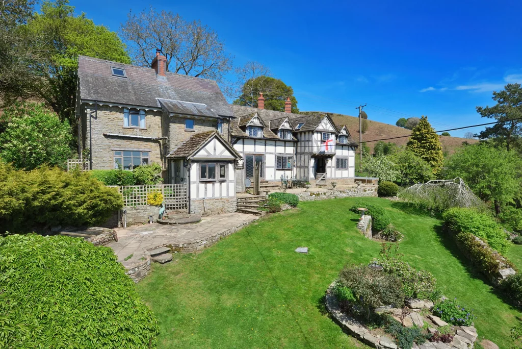 The House on the Hill Wallstych Lane Floodgates – (13)