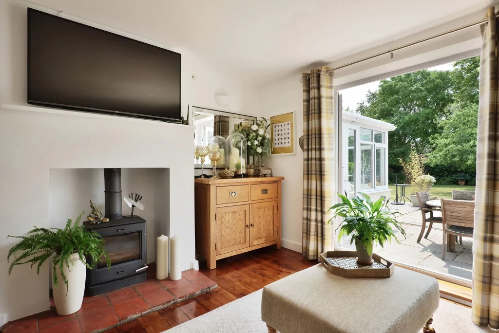 Wayside Beach Lane Bromsberrow Heath (51)