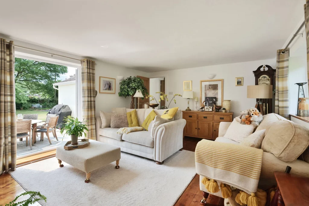 Wayside Beach Lane Bromsberrow Heath (52)